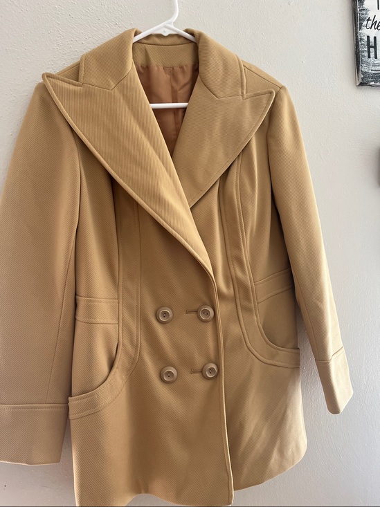 Mary Jane Jackets & Blazers - 1960’s Mary Jane Classic Women's Tan Double-Breasted Coat